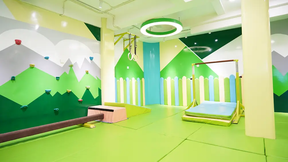 Peralatan gymnastic anak di Sparks Sports Academy - 2