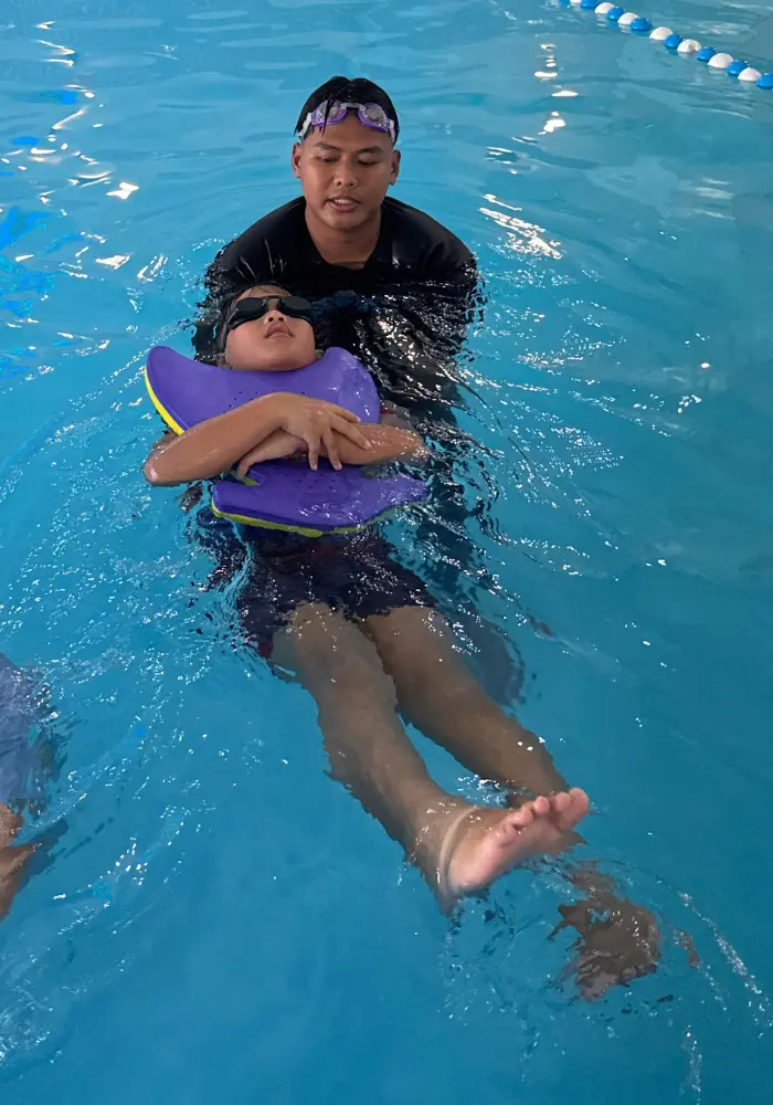 Aktivitas Swim di Sparks Sports Academy